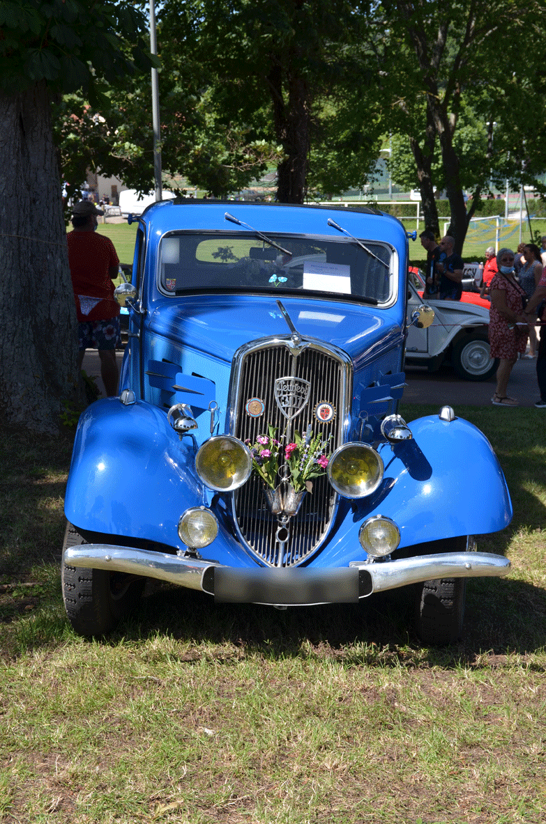 Belle peugeot 301