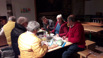 Discussion pendant le repas