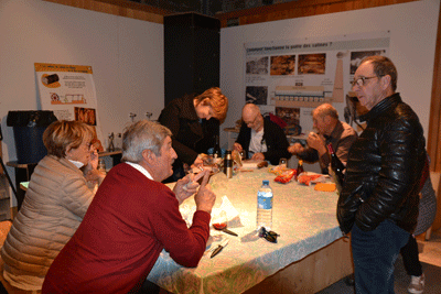 Une table au dejeuner